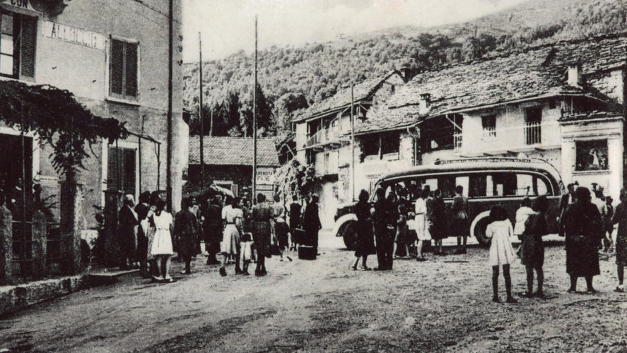 Miazzina_Piazza-Secchi-corriera