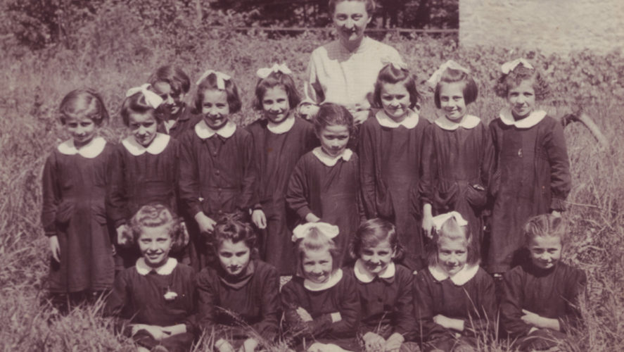 Trontano_Scuole_Nate-1942-al-44-maestra-Ulietti