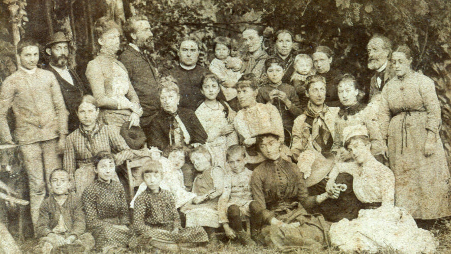 Caprezzo_gruppo-don-Vallogini